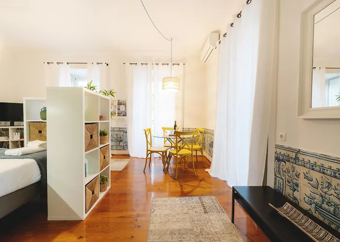Apartman Inglesinhos Convento 3 - Bright
